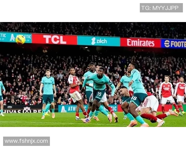 欧联杯激战阿森纳与那不勒斯战成平局红牌事件引发全场热议