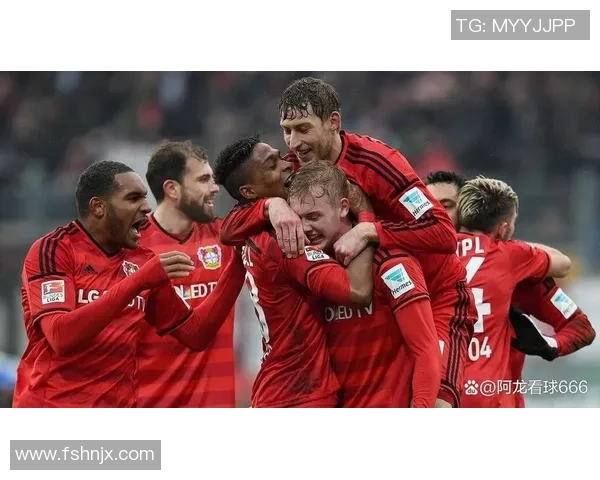 欧联杯精彩对决那不勒斯大胜本菲卡五球狂潮引爆全场激情 欧联杯精彩对决那不勒斯大胜本菲卡五球狂潮引爆全场激情